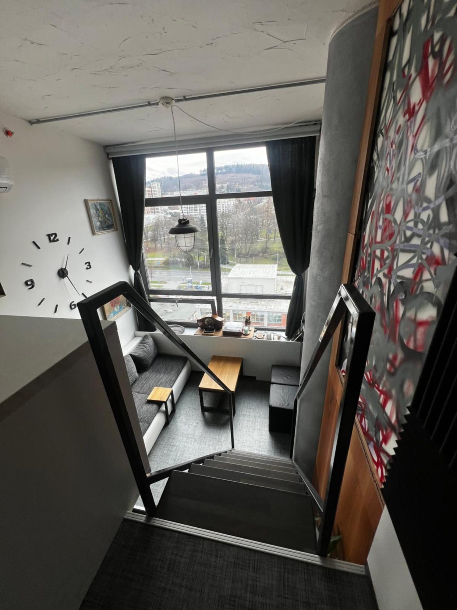 1 Bedroom Loft Apartment Zlín Kültér fotó